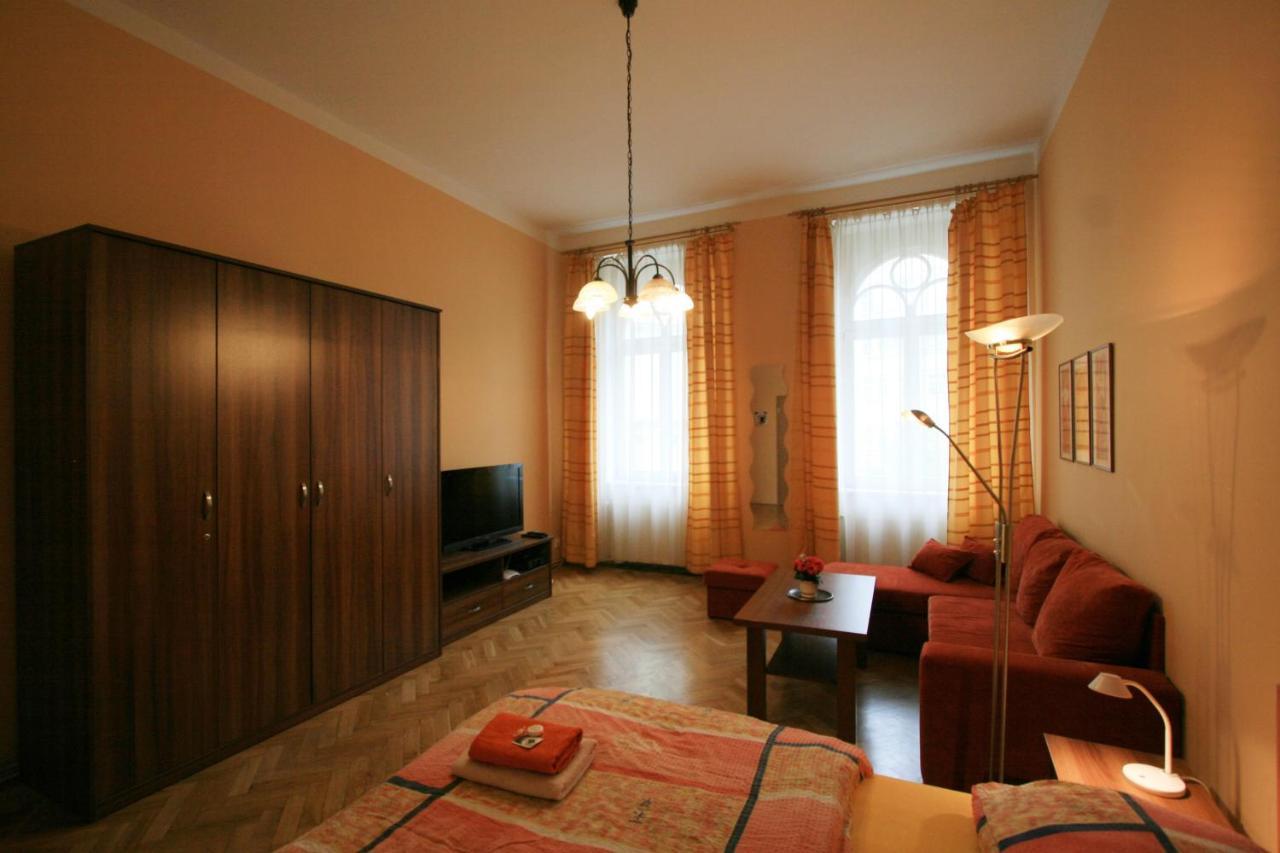 Apartment No. 19 Jaltska 3 Κάρλοβι Βάρι Εξωτερικό φωτογραφία
